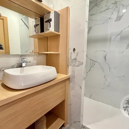 Villa Claudia - Entièrement Rénovée - à 100m